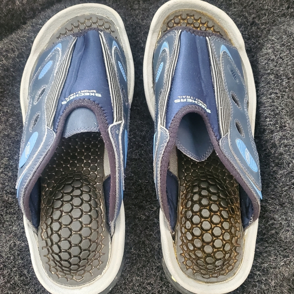Men's size 11 Skechers sandal